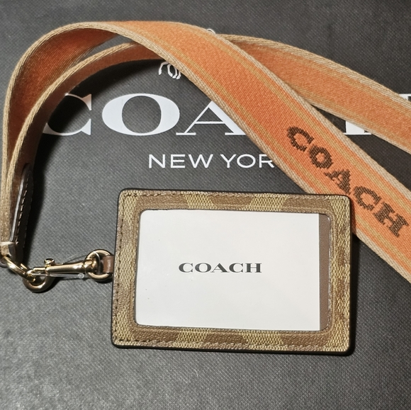(UNISEX) COACH ID LANYARD IN SIGNATURE CANVAS (NWT) - Picture 6 of 14